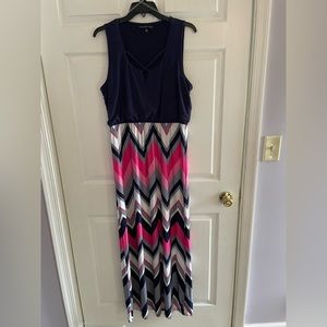 Three Pink Hearts Maxi Dress - Size XL